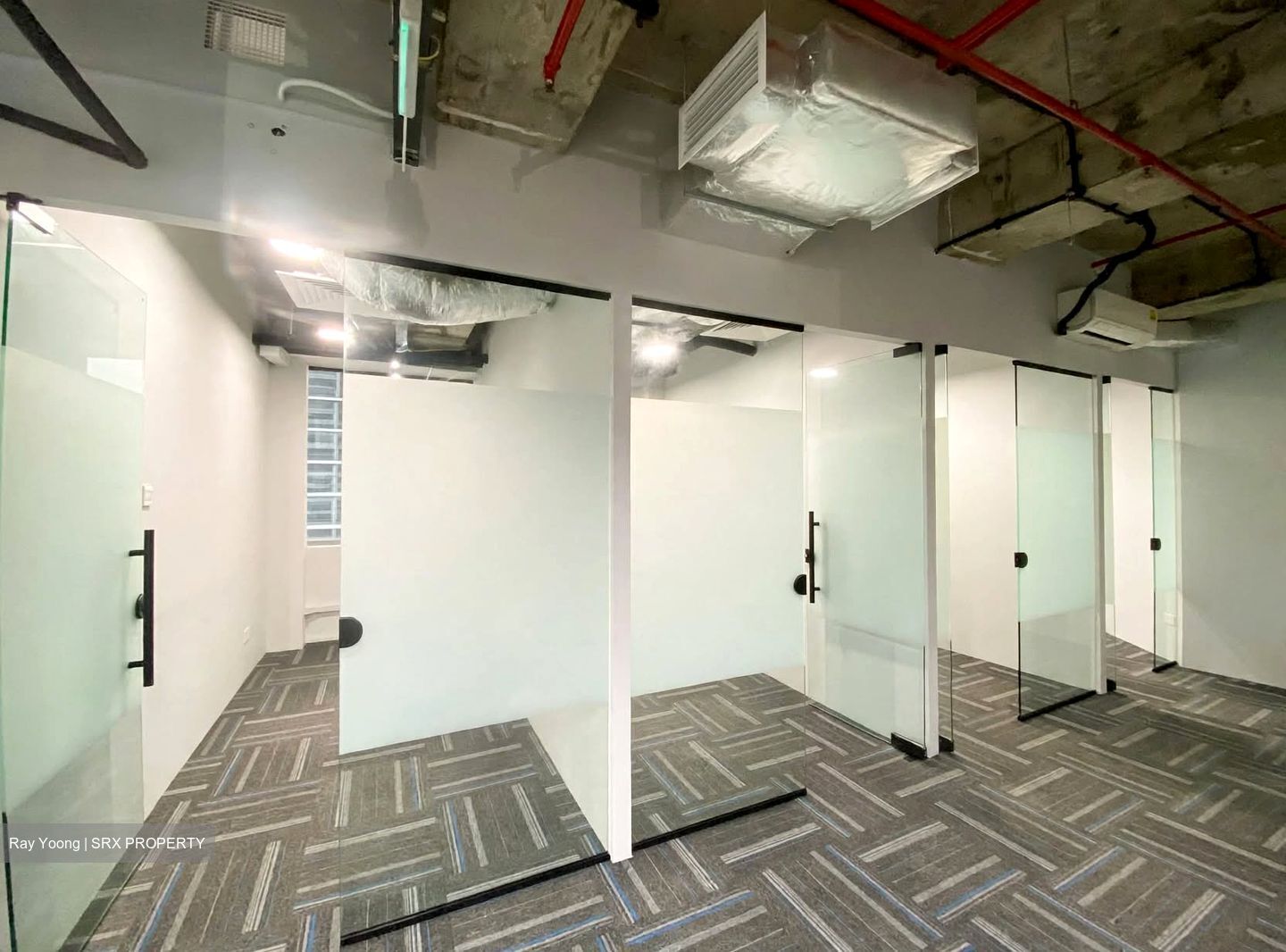 International Plaza (D2), Office #629292451